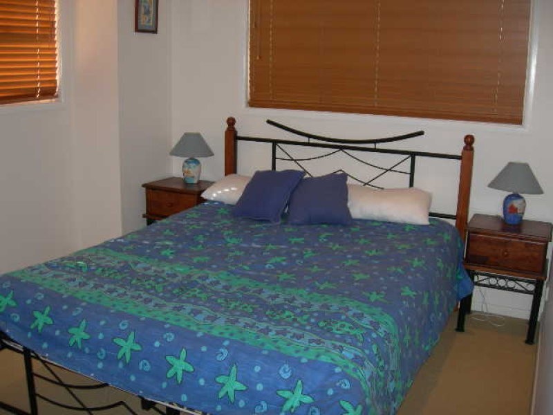 2/8 Spectrum Street, Rainbow Beach QLD 4581