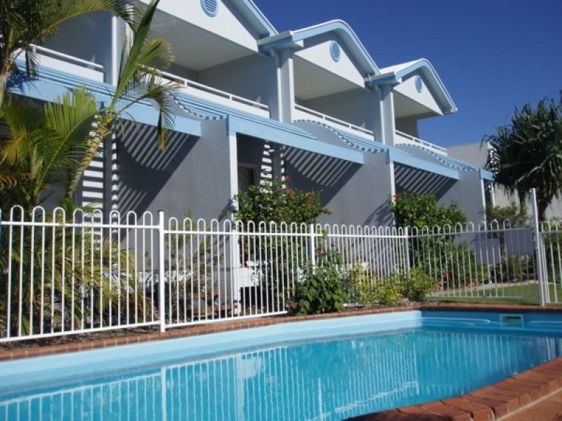 1/42 Manooka Drive, Rainbow Beach QLD 4581