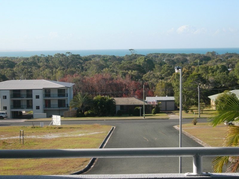 1/42 Manooka Drive, Rainbow Beach QLD 4581
