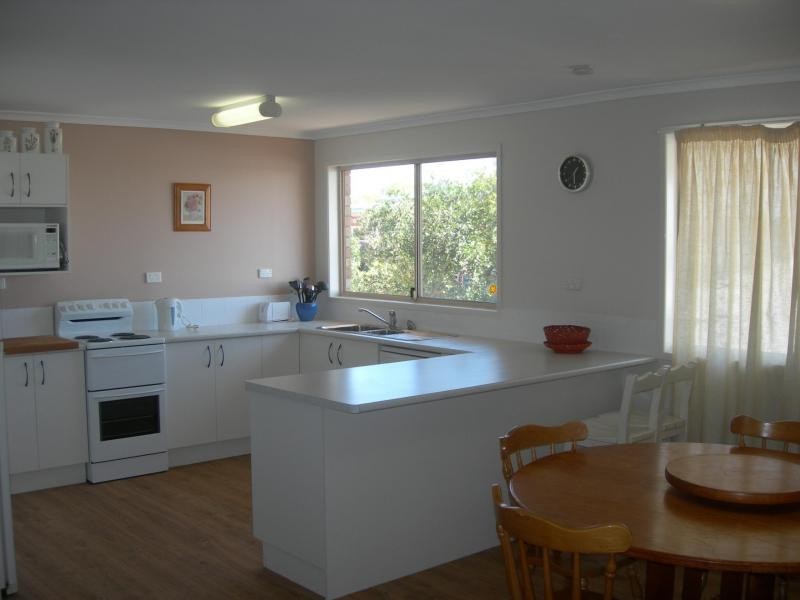 44 Bombala Crescent, Rainbow Beach QLD 4581