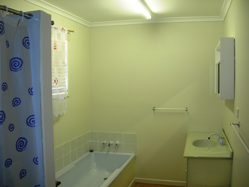44 Bombala Crescent, Rainbow Beach QLD 4581