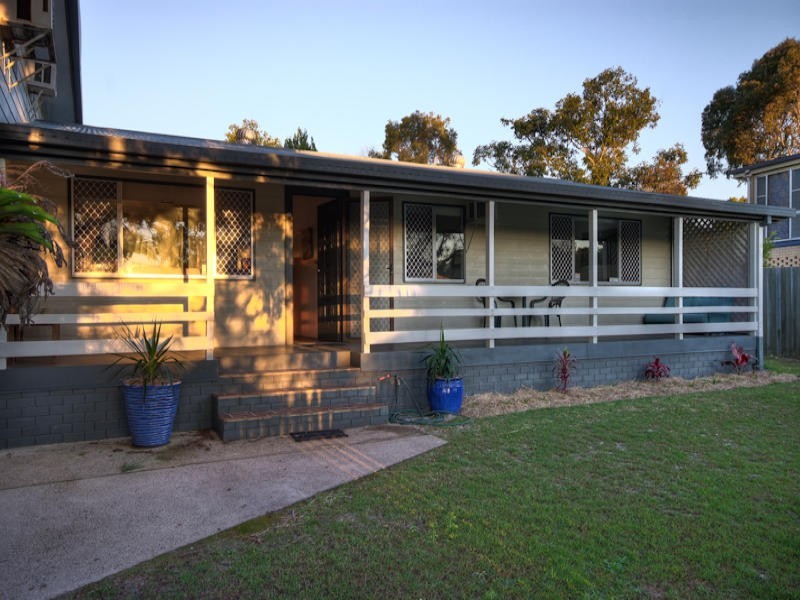 A/11 Zircon Street, Rainbow Beach QLD 4581