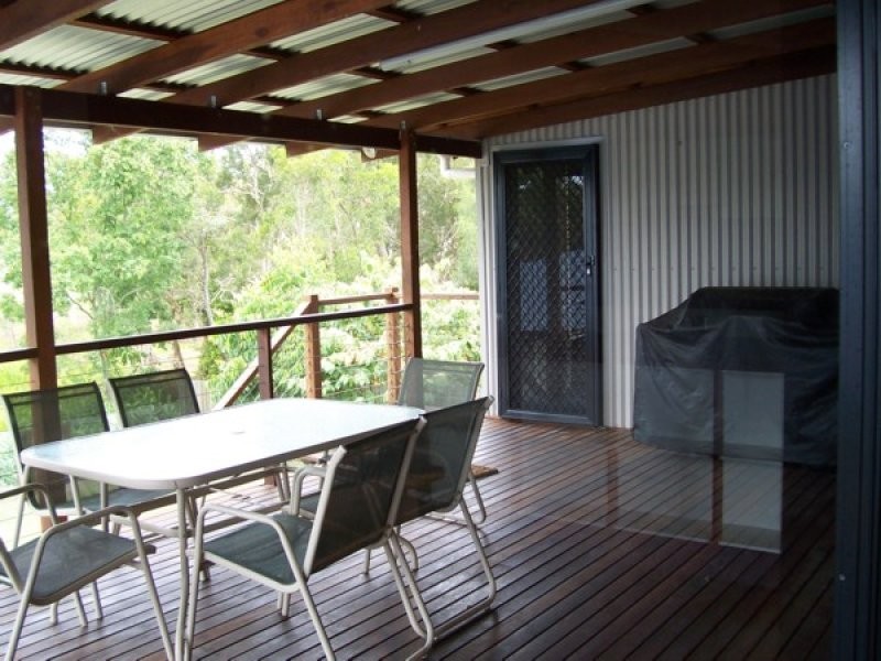 8 Boronia Place, Rainbow Beach QLD 4581