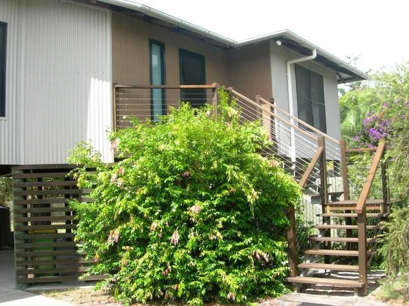 8 Boronia Place, Rainbow Beach QLD 4581