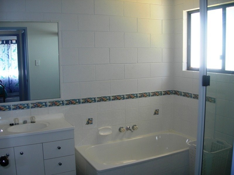 16 Cypress Avenue, Rainbow Beach QLD 4581