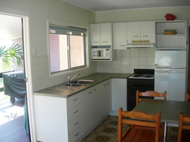 1/3 Ilmenite Avenue, Rainbow Beach QLD 4581