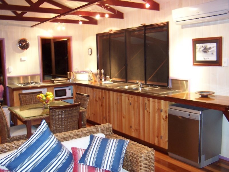 5 Naiad Court, Rainbow Beach QLD 4581