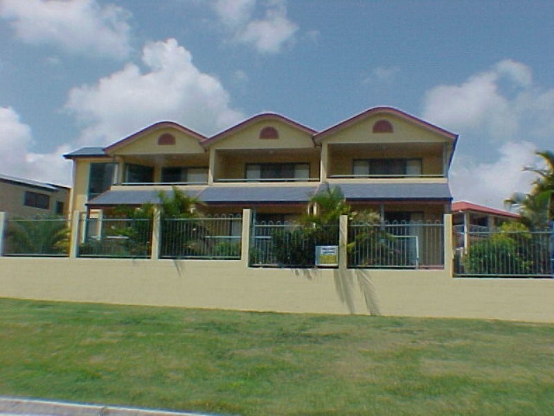 3/44 Manooka Drive, Rainbow Beach QLD 4581