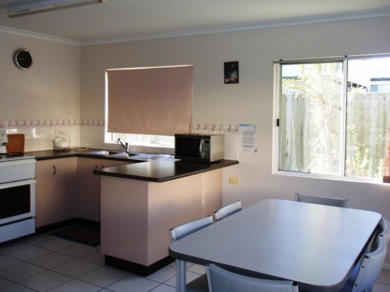 2/7 Ilmenite Street, Rainbow Beach QLD 4581