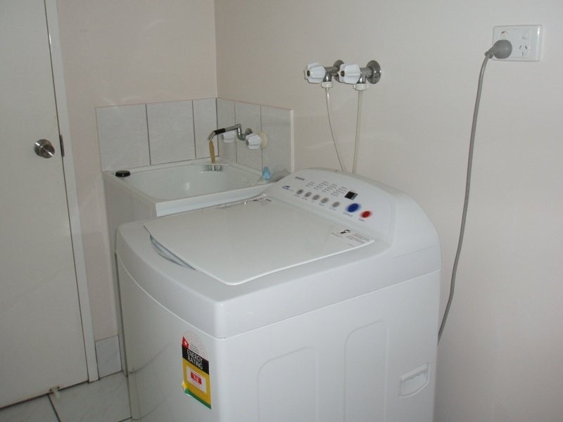 2/7 Ilmenite Street, Rainbow Beach QLD 4581