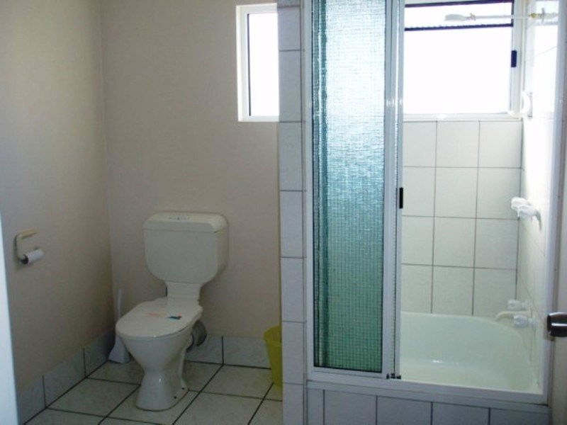 2/7 Ilmenite Street, Rainbow Beach QLD 4581