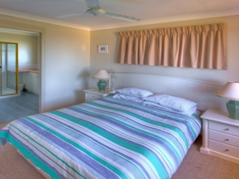 2/80 Cooloola Drive, Rainbow Beach QLD 4581