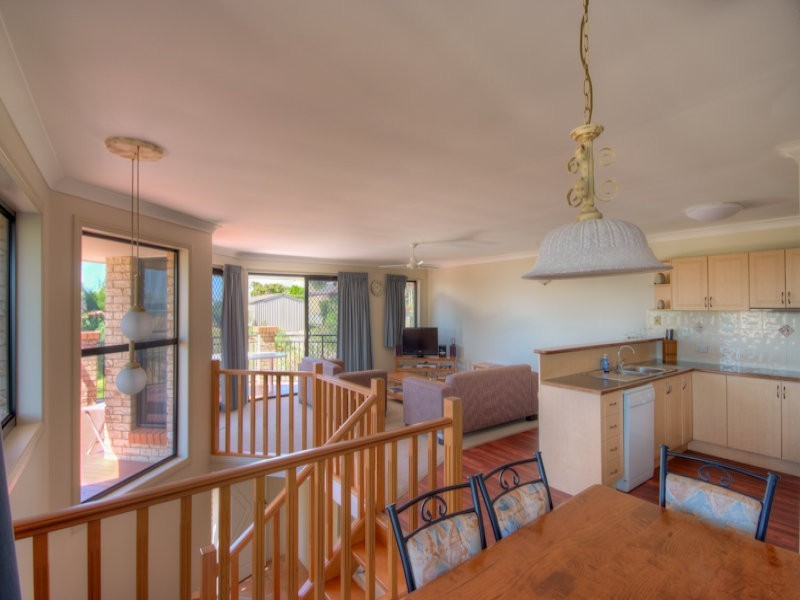 2/80 Cooloola Drive, Rainbow Beach QLD 4581