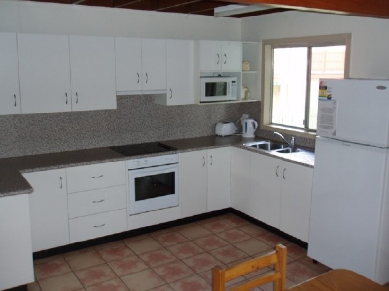 4 Spectrum Street, Rainbow Beach QLD 4581