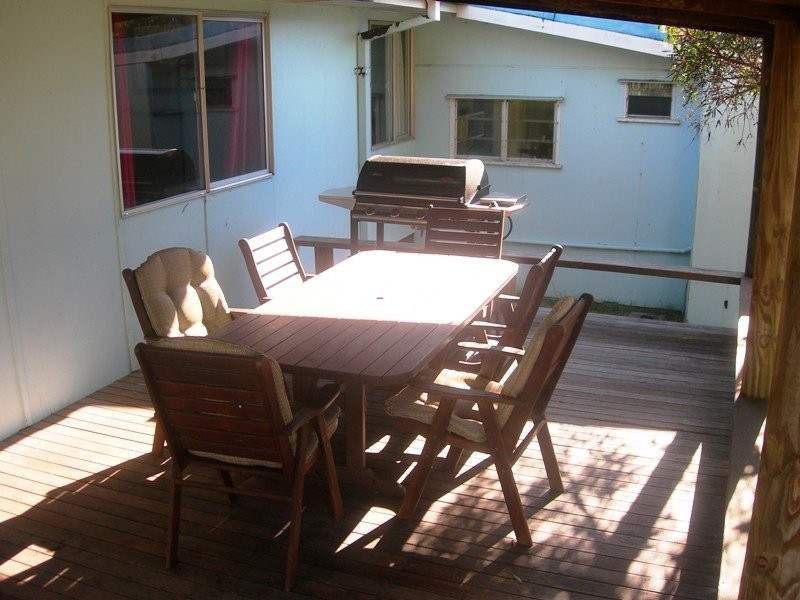 1 Indigo Street, Rainbow Beach QLD 4581