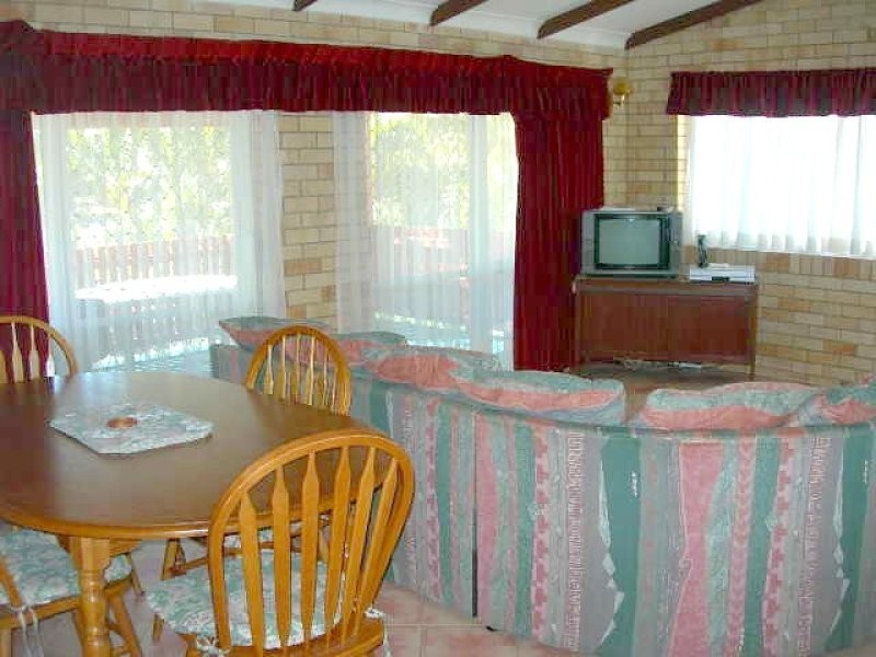 6 Spectrum Street, Rainbow Beach QLD 4581
