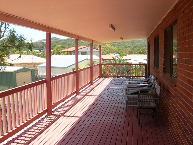 31 Bombala Crescent, Rainbow Beach QLD 4581