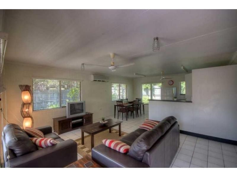 14 Double Island Drive, Rainbow Beach QLD 4581