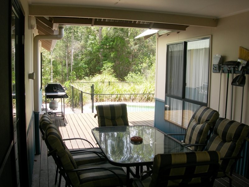 11 Satinwood Drive, Rainbow Beach QLD 4581
