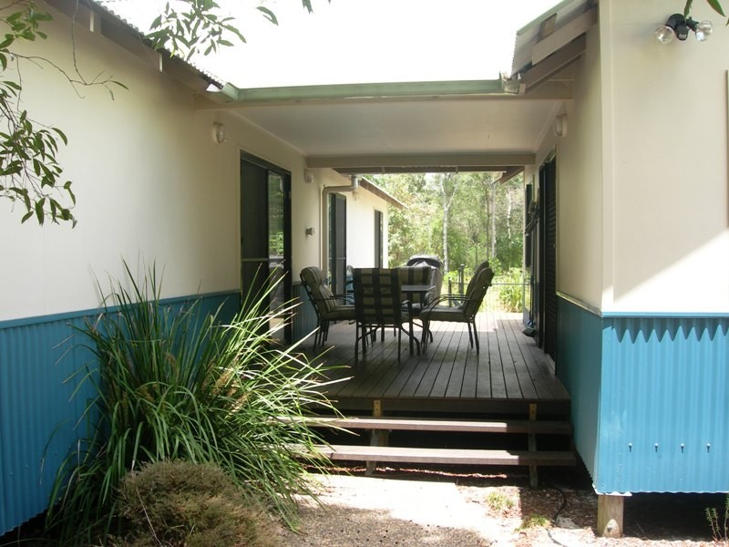 11 Satinwood Drive, Rainbow Beach QLD 4581