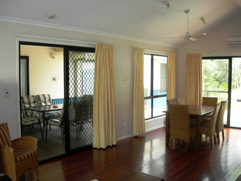 11 Satinwood Drive, Rainbow Beach QLD 4581