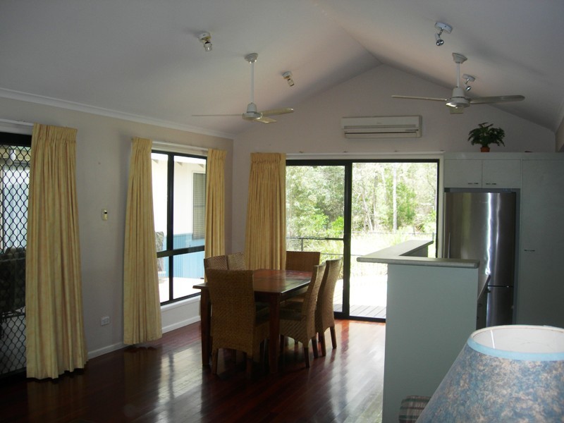 11 Satinwood Drive, Rainbow Beach QLD 4581