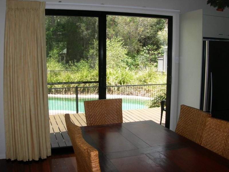 11 Satinwood Drive, Rainbow Beach QLD 4581