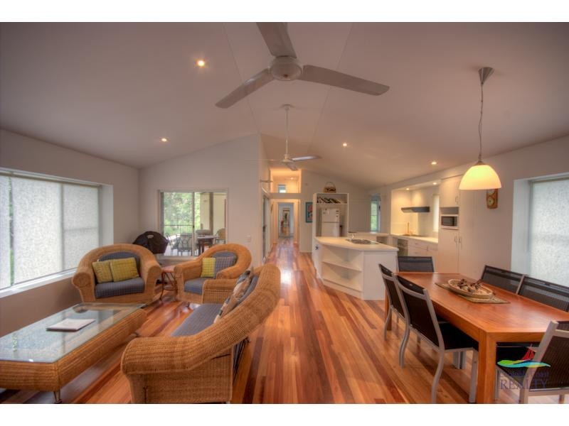 15 Ibis Court, Rainbow Beach QLD 4581