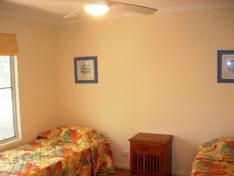 32 Satinwood Drive, Rainbow Beach QLD 4581