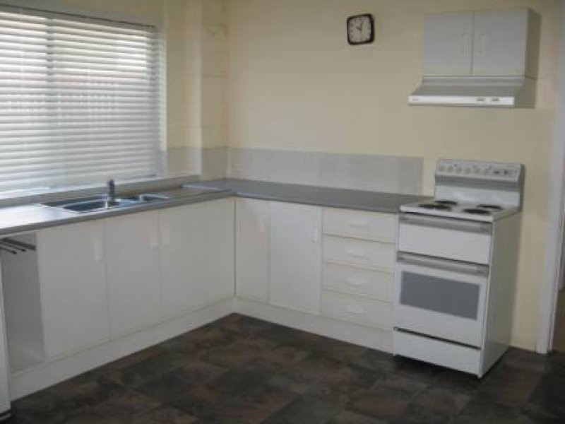 8 Larapinta Court, Rainbow Beach QLD 4581