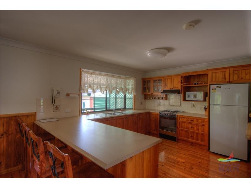 12 Cypress Avenue, Rainbow Beach QLD 4581