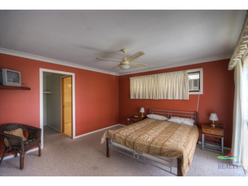 12 Cypress Avenue, Rainbow Beach QLD 4581