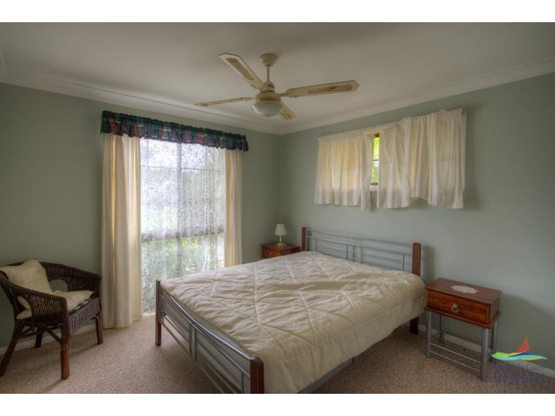 12 Cypress Avenue, Rainbow Beach QLD 4581