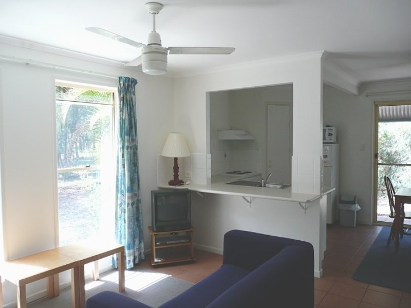 15 Satinwood Drive, Rainbow Beach QLD 4581