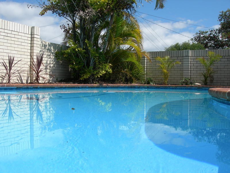 35 Rumbalara Avenue, Rainbow Beach QLD 4581