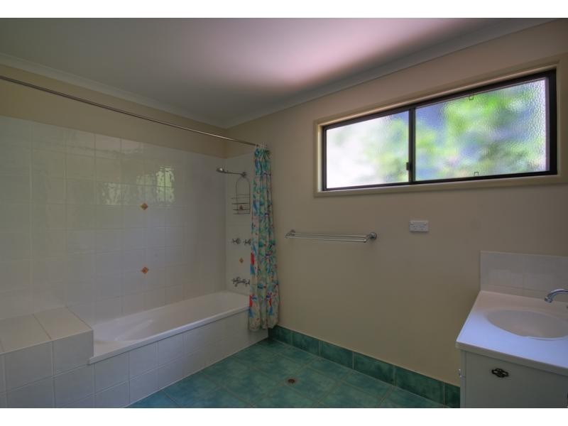 1 Naiad Court, Rainbow Beach QLD 4581