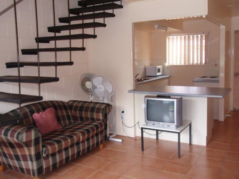 3/2 Indigo Avenue, Rainbow Beach QLD 4581