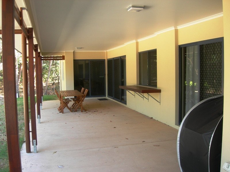 18 Naiad Court, Rainbow Beach QLD 4581