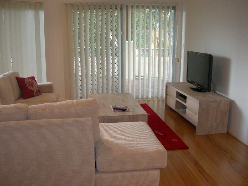 4/43 Tingira Close, Rainbow Beach QLD 4581