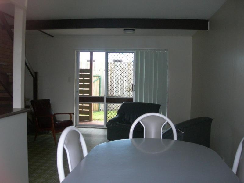 Unit 2/10 Spectrum Street, Rainbow Beach QLD 4581