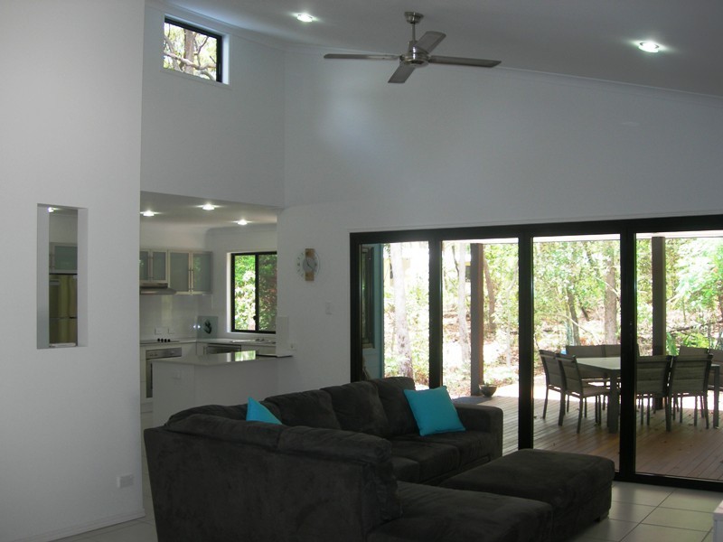5 Belle Court, Rainbow Beach QLD 4581