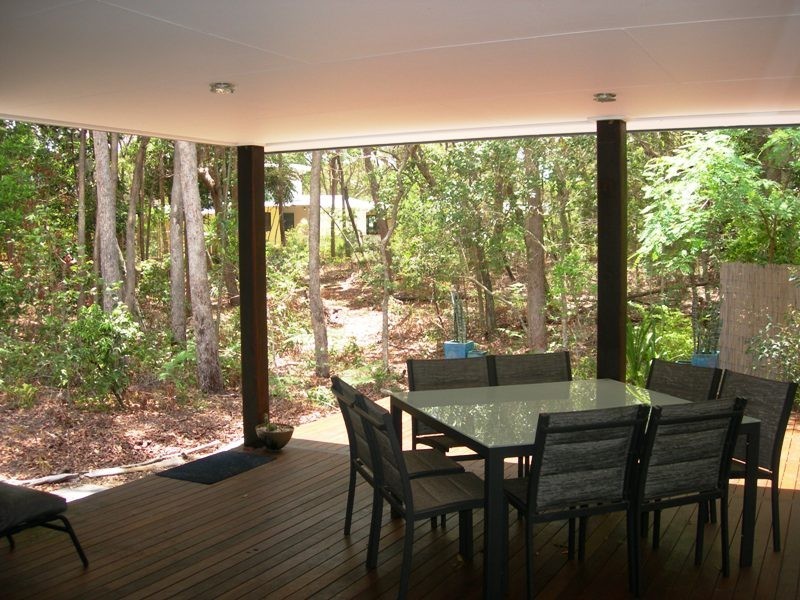 5 Belle Court, Rainbow Beach QLD 4581