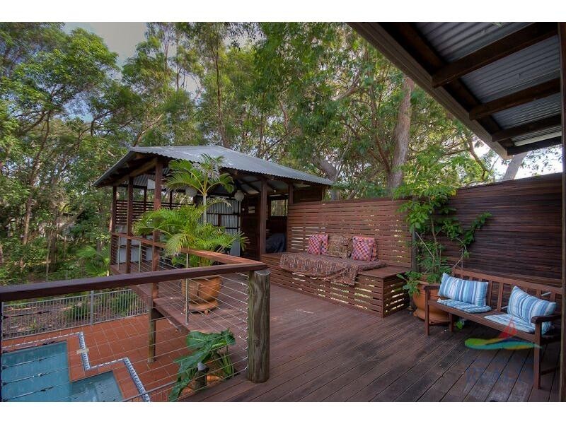 8 Naiad Court, Rainbow Beach QLD 4581