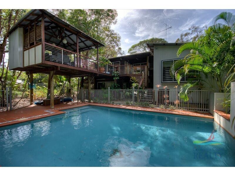 8 Naiad Court, Rainbow Beach QLD 4581