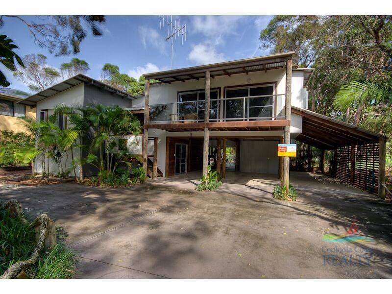 8 Naiad Court, Rainbow Beach QLD 4581