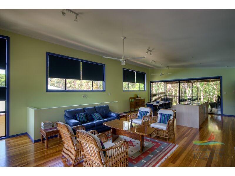 8 Belle Court, Rainbow Beach QLD 4581