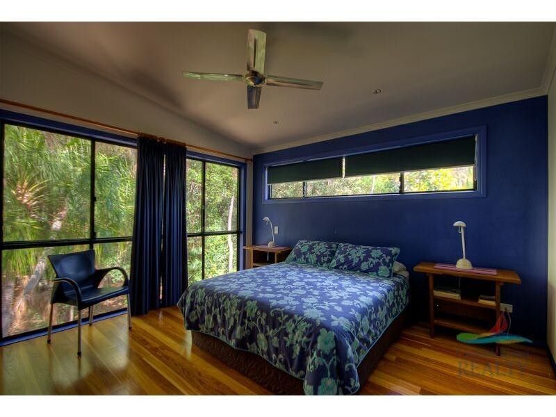 8 Belle Court, Rainbow Beach QLD 4581