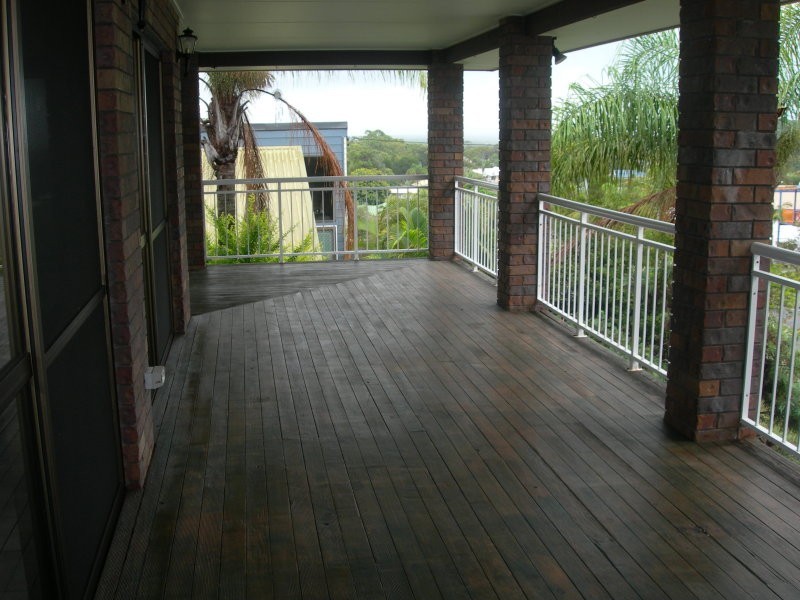 42 Rumbalara Avenue, Rainbow Beach QLD 4581