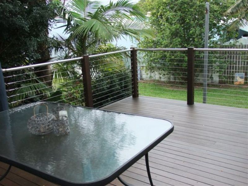 8 Hakea Place, Rainbow Beach QLD 4581
