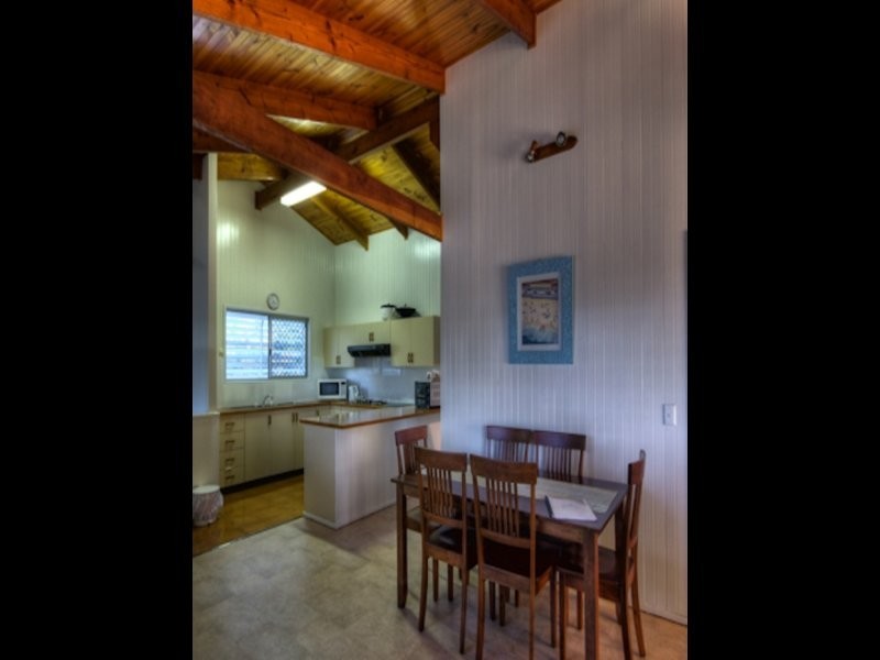 B/11 Zircon Street, Rainbow Beach QLD 4581